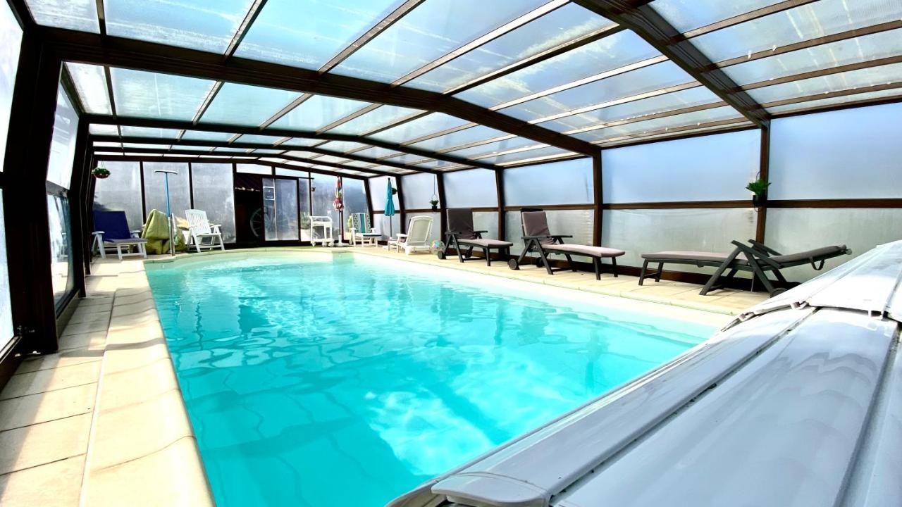 Maison De Charme Piscine Couverte Chauffee Mayrinhac-Lentour المظهر الخارجي الصورة